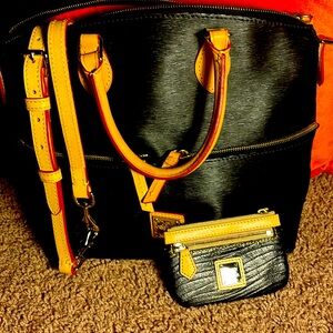 Vintage Dooney&Bourke 1975